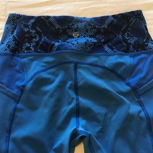 Lululemon All The Right Places 7/8 Snakeskin